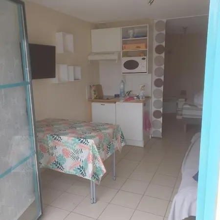 Studio Cabine A 200M De La Plage Sainte Cecile Camiers Exterior photo
